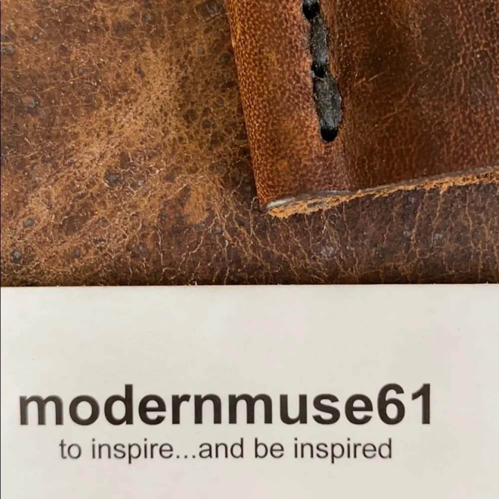 Modern Muse Leather Wallet - Picture 4 of 4